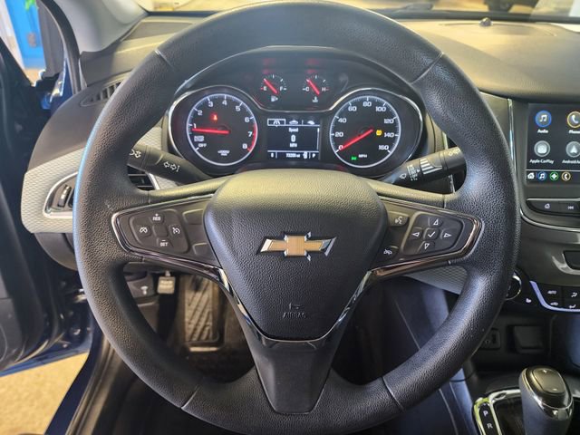 Certified 2019 Chevrolet Cruze LT w/ Sun And Sound Package image 22