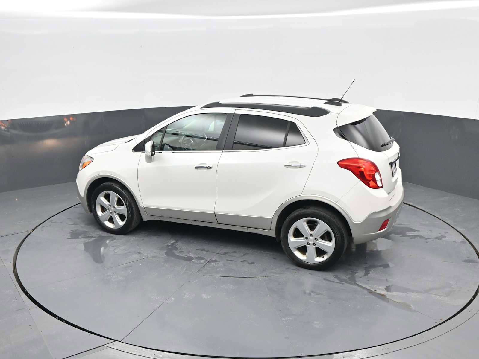 Used 2015 Buick Encore AWD image 29
