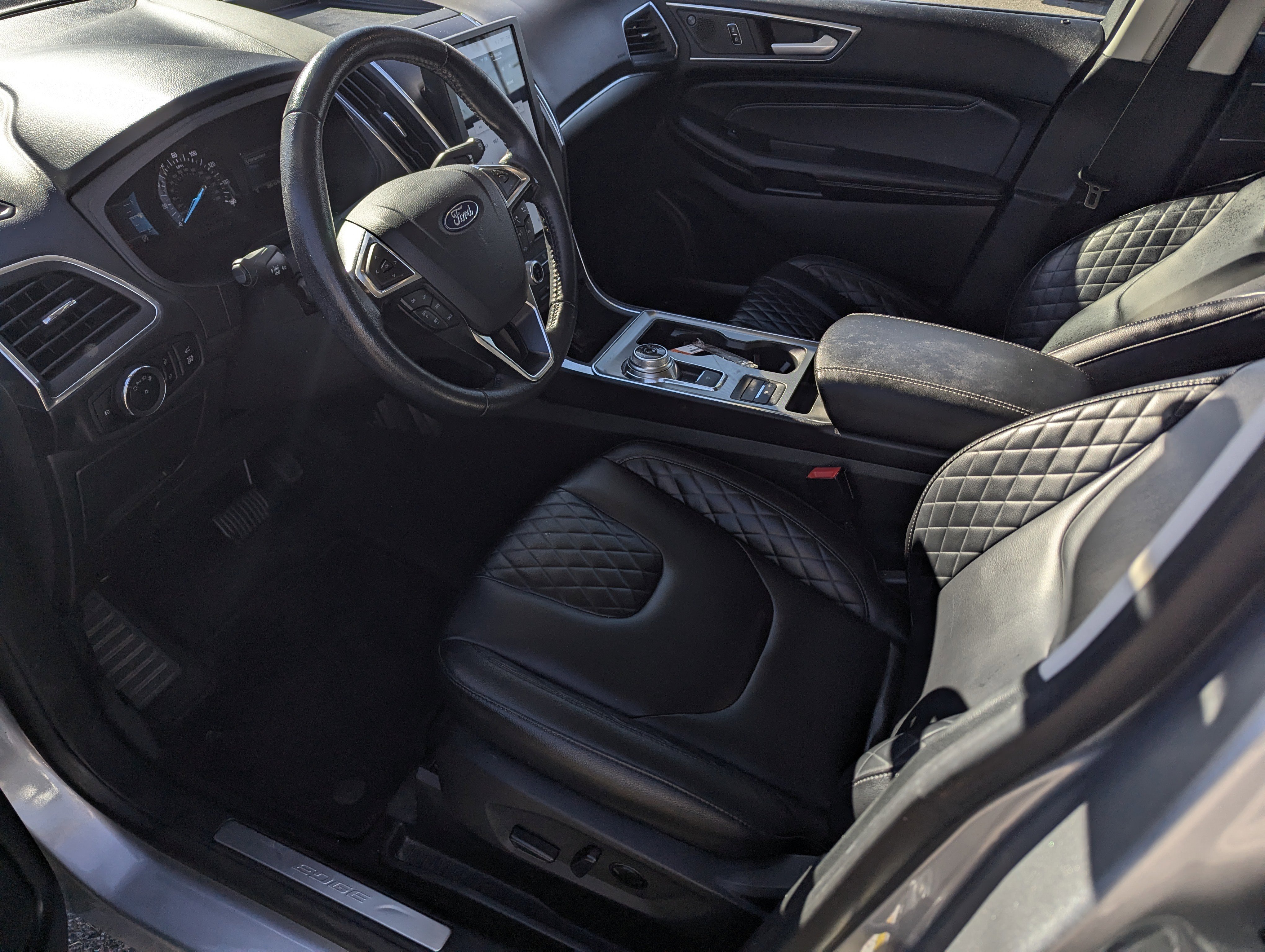 Certified 2024 Ford Edge Titanium image 9