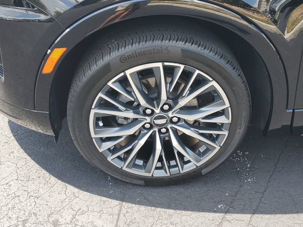 Certified 2024 Cadillac XT4 Sport FWD image 11