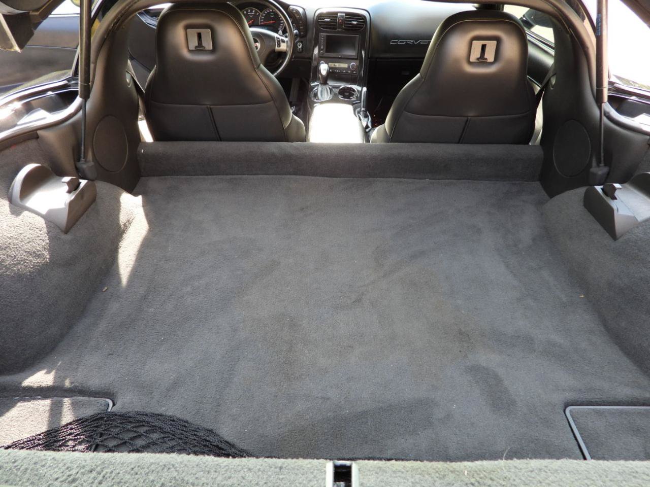 Used 2011 Chevrolet Corvette w/ 3LT w/ Preferred Equipment Group RWD image 62