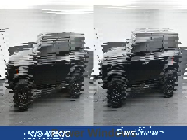 Used 2024 Ford Bronco Wildtrak image 24