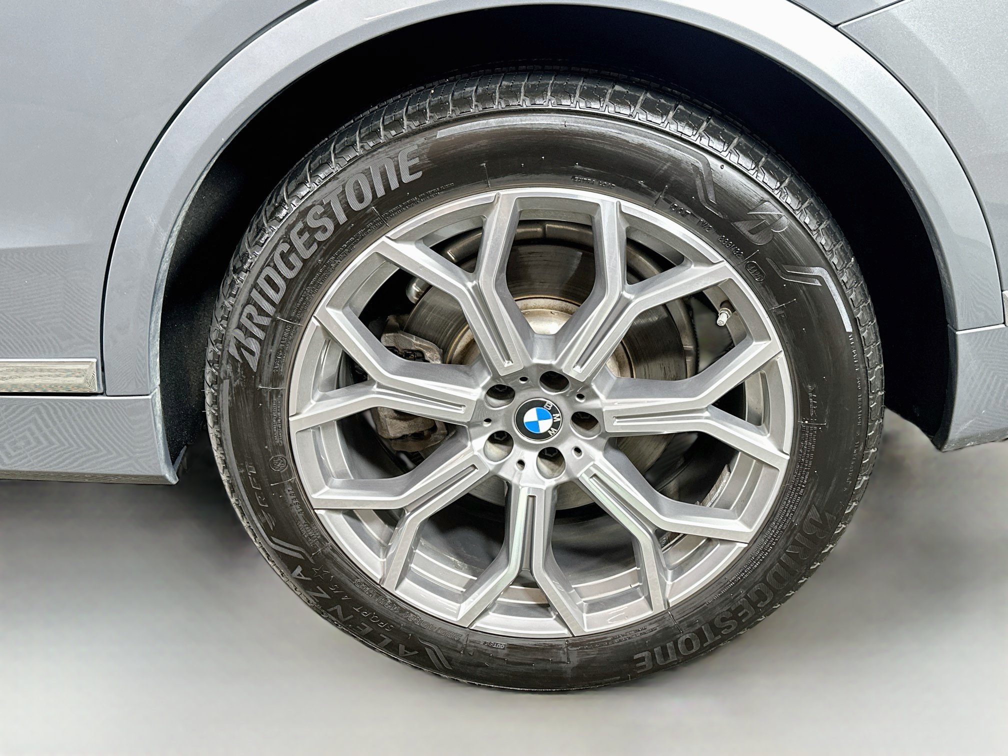 Used 2024 BMW X7 xDrive40i AWD/4WD image 32