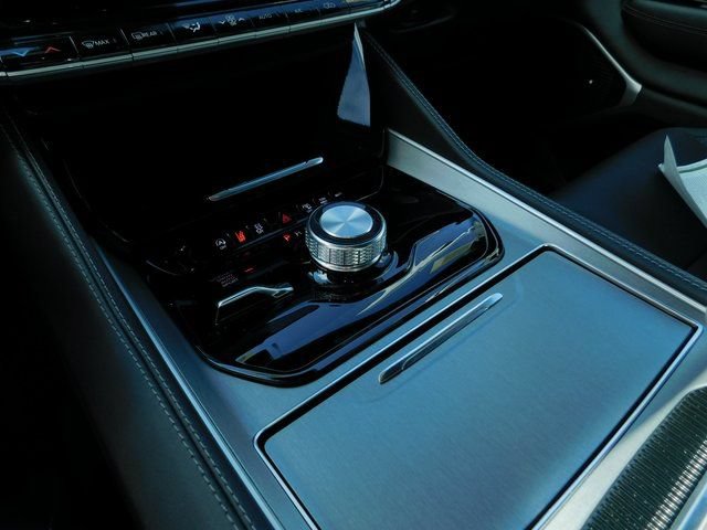 New 2026 Jeep Grand Wagoneer L Limited AWD/4WD image 16