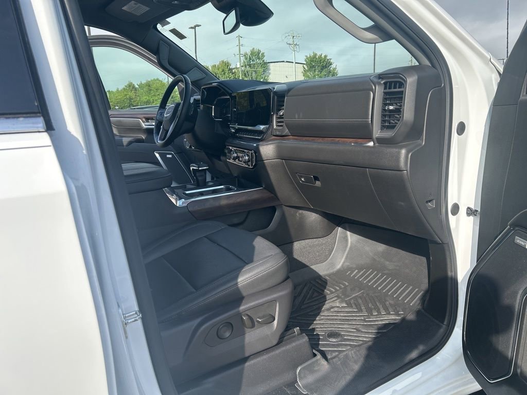 Used 2024 GMC Sierra 1500 SLT w/ SLT Premium Plus Package image 34