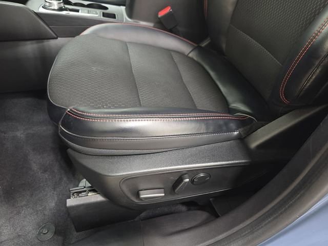Used 2023 Ford Escape ST-Line w/ Tech Pack #1 AWD/4WD image 29