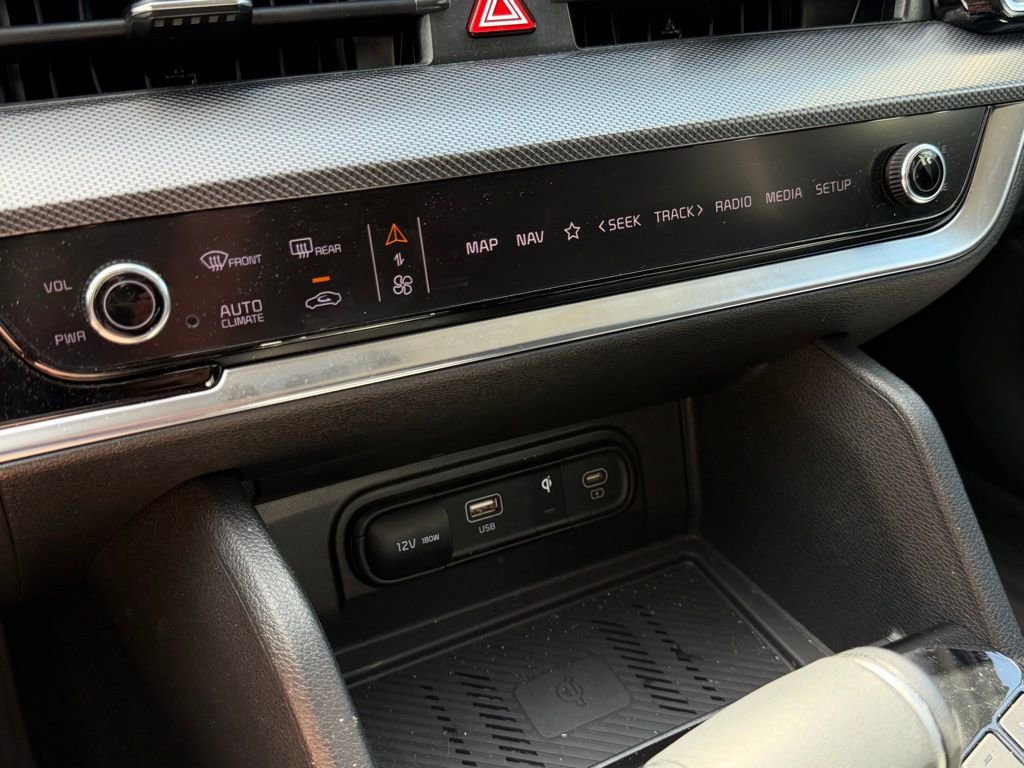 Used 2025 Kia Sportage SX image 20