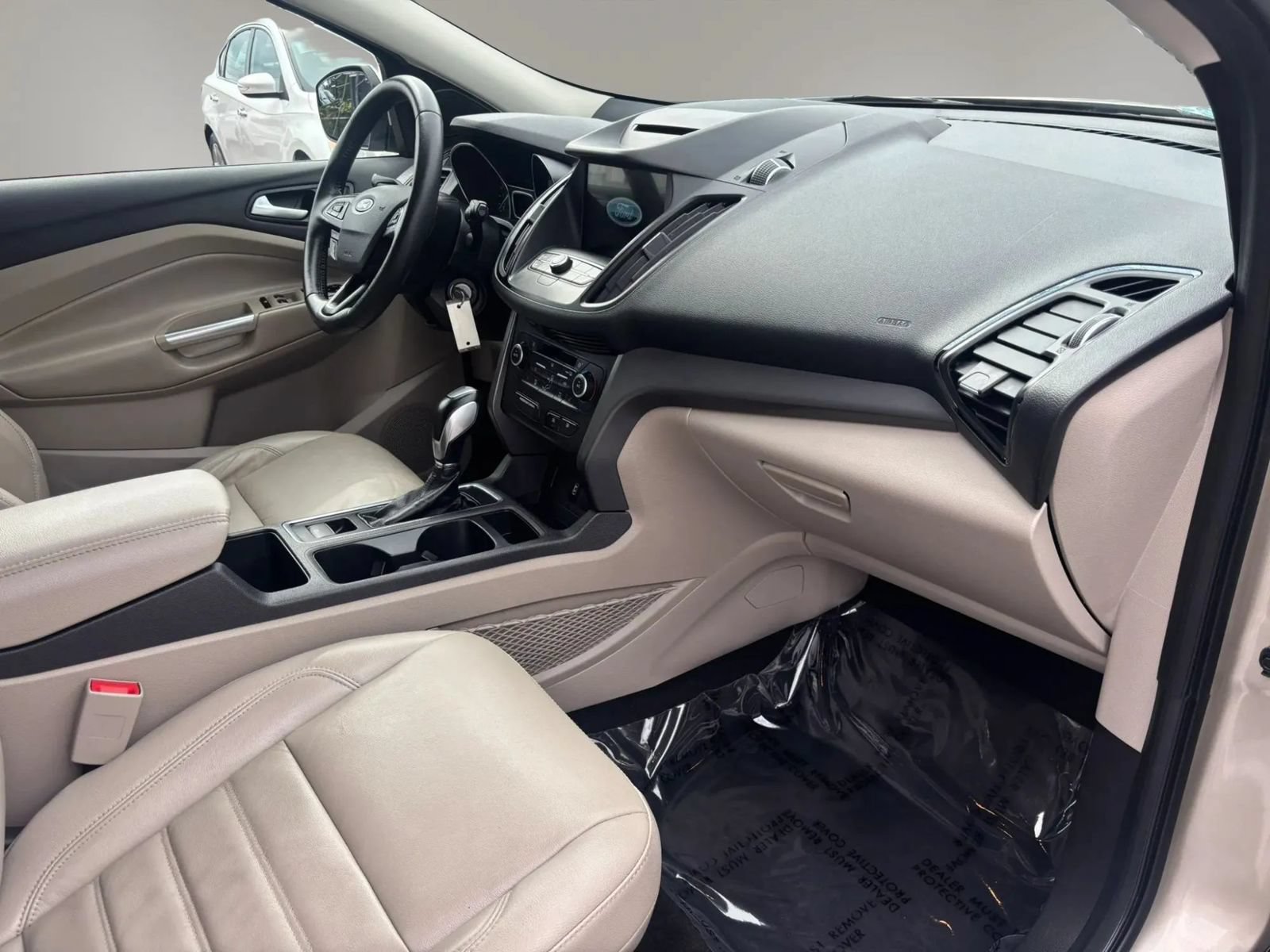 Used 2018 Ford Escape SEL FWD image 19