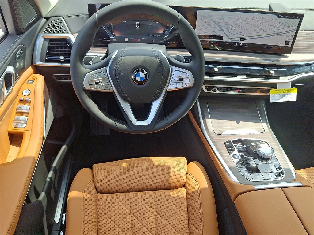 New 2026 BMW X7 xDrive40i image 2