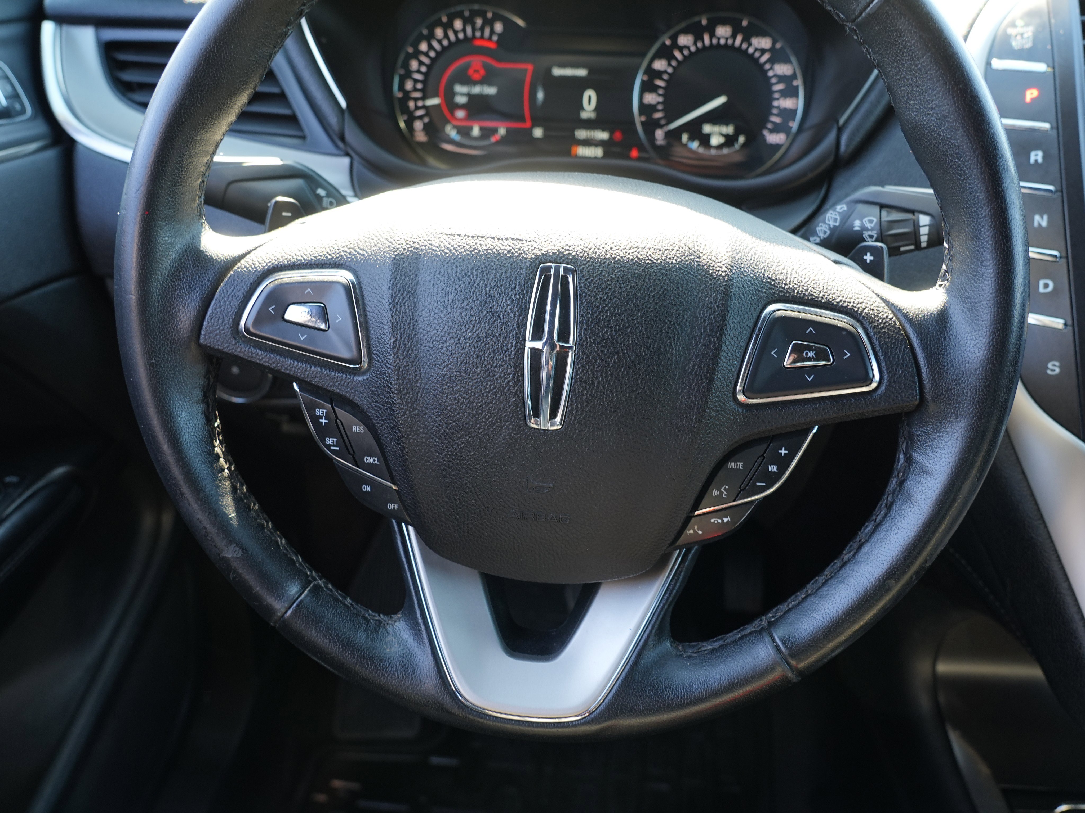 Used 2017 Lincoln MKC Premiere AWD/4WD image 25