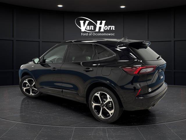 Used 2024 Ford Escape ST-Line Elite image 3