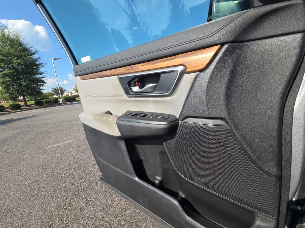 Used 2019 Honda CR-V EX image 32