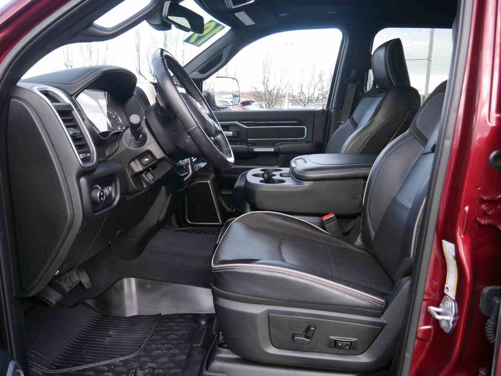 Used 2019 RAM 3500 Laramie image 37