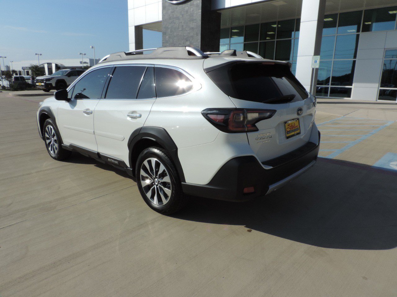 Used 2025 Subaru Outback Touring AWD/4WD image 7