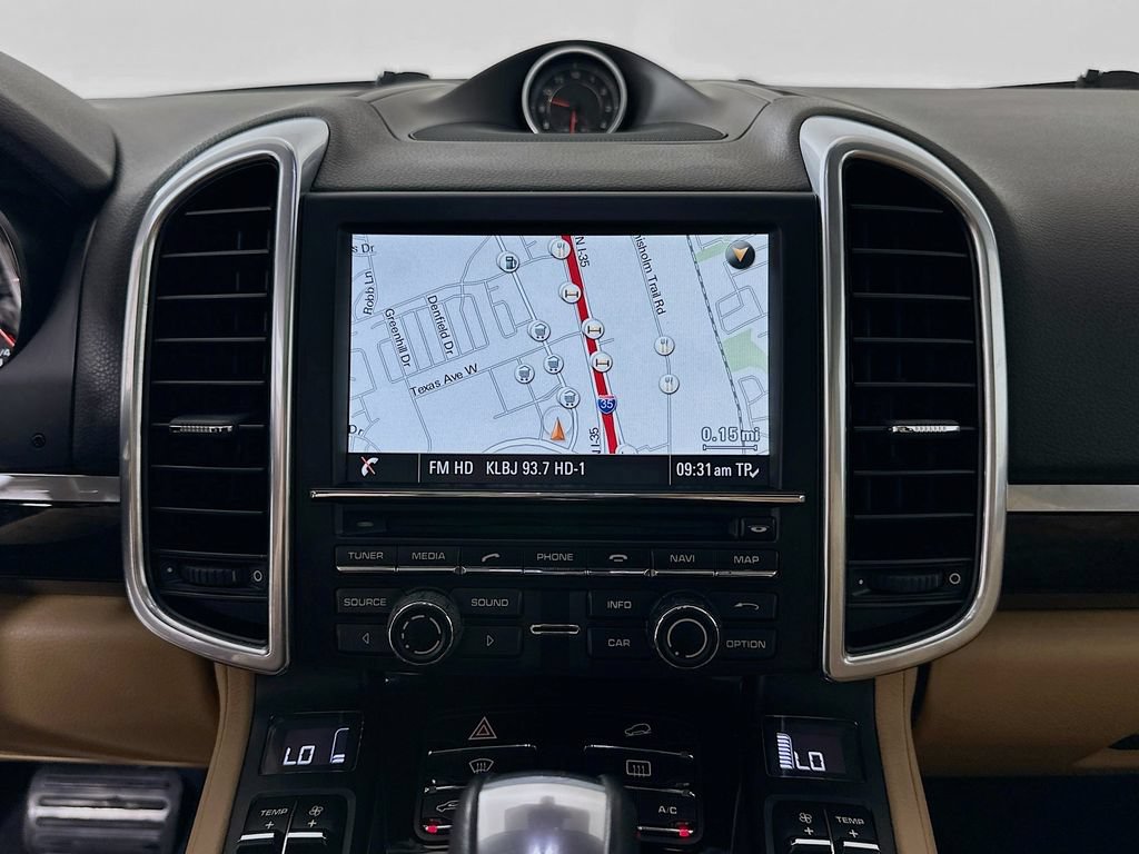 Used 2016 Porsche Cayenne AWD/4WD image 13