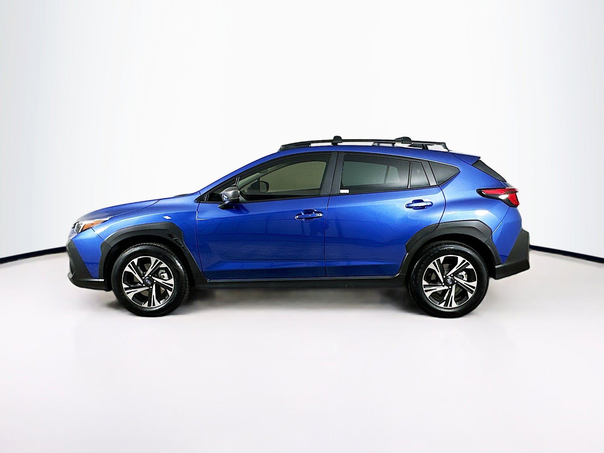 Used 2025 Subaru Crosstrek 2.0i Premium image 4