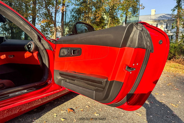 Used 2016 Mercedes-Benz AMG GT S image 22