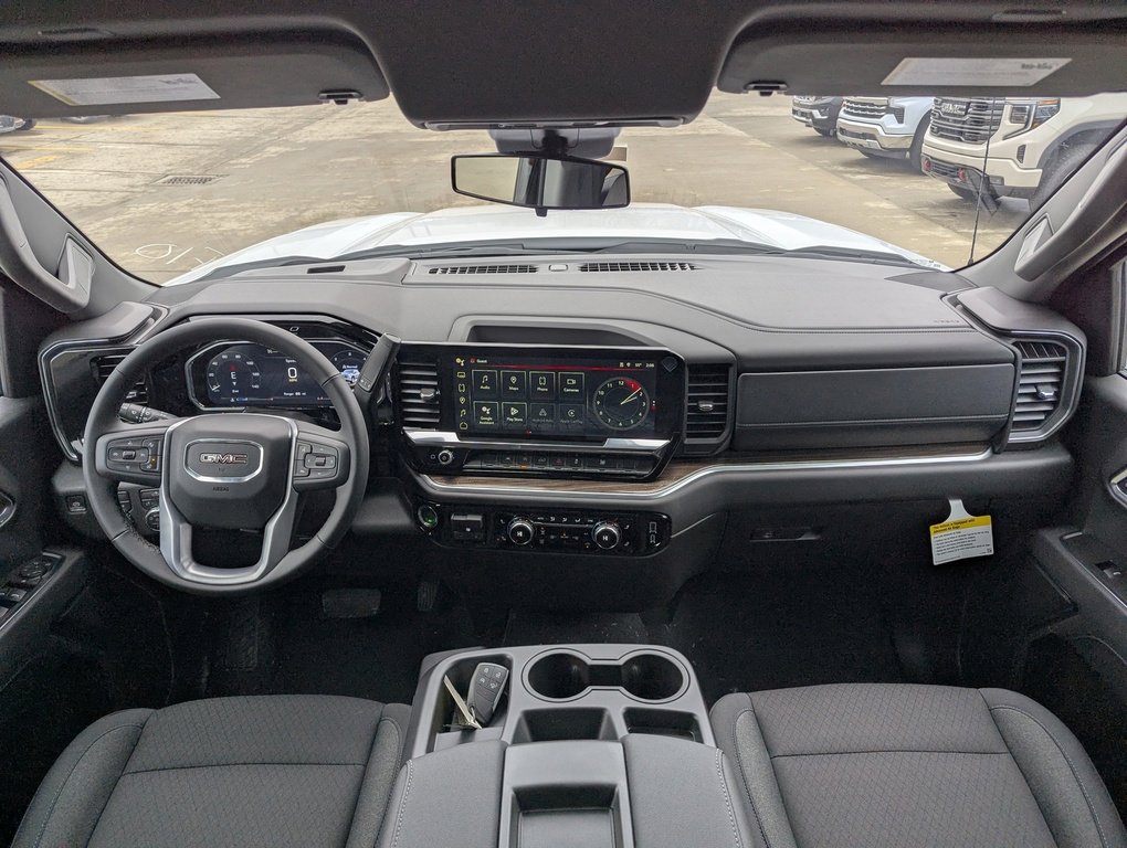 New 2026 GMC Sierra 1500 Elevation image 16