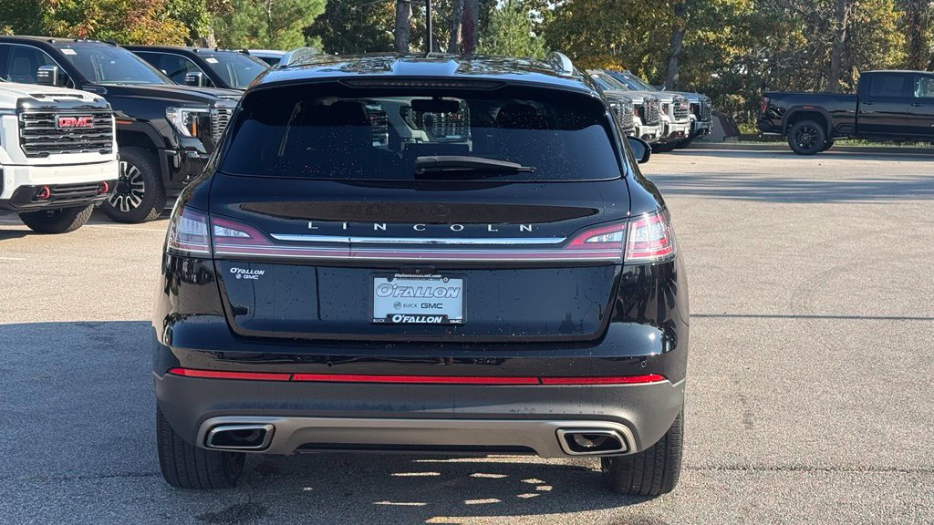 Used 2022 Lincoln Nautilus Reserve w/ Equipment Group 201A AWD/4WD image 3