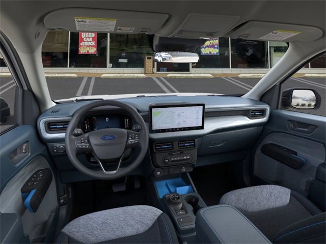 New 2025 Ford Maverick XLT image 9