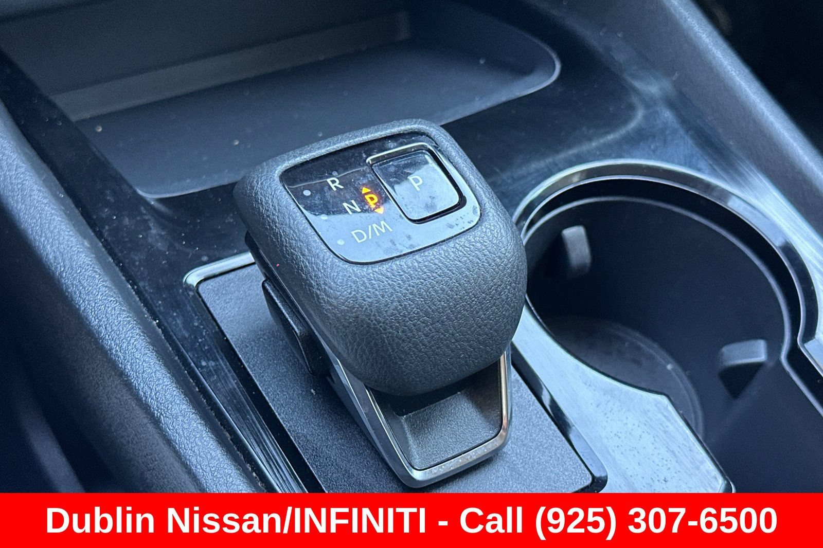Used 2024 Nissan Rogue S FWD image 34