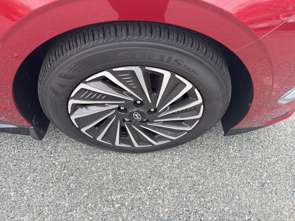 Certified 2025 Hyundai Sonata SEL image 12