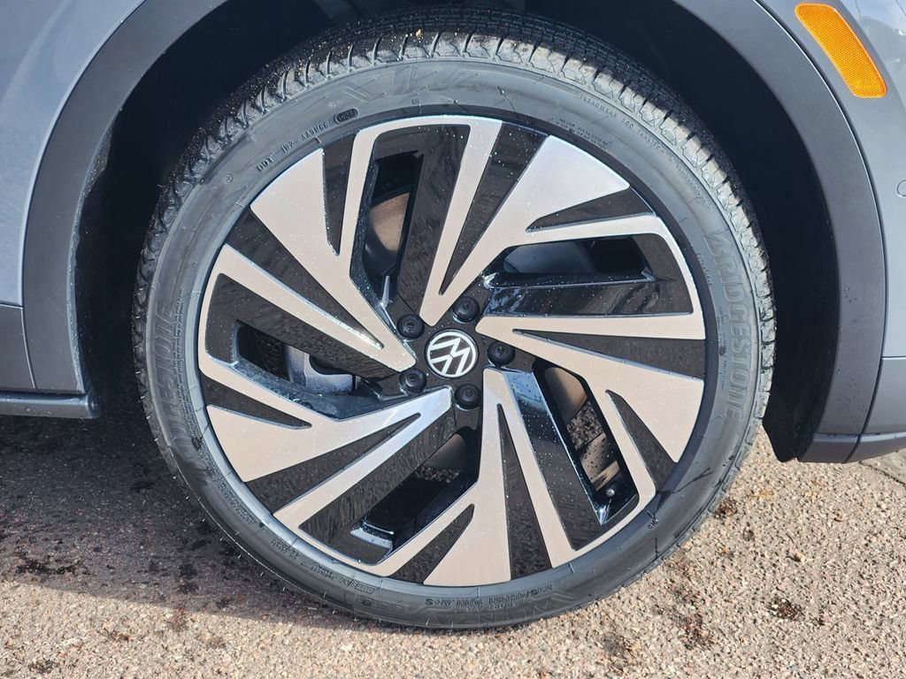 New 2026 Volkswagen ID.4 Pro S Plus AWD/4WD image 30