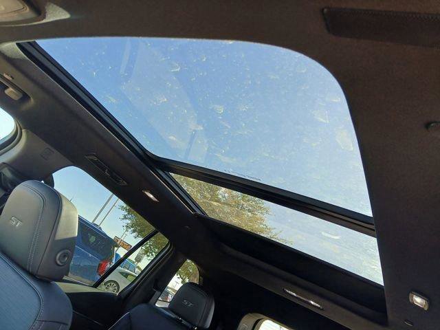 New 2026 Buick Enclave Sport Touring w/ Power Package image 13