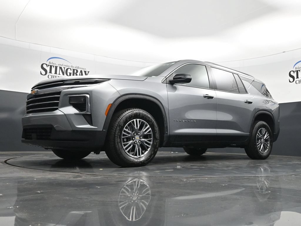 Used 2026 Chevrolet Traverse LT AWD/4WD image 28
