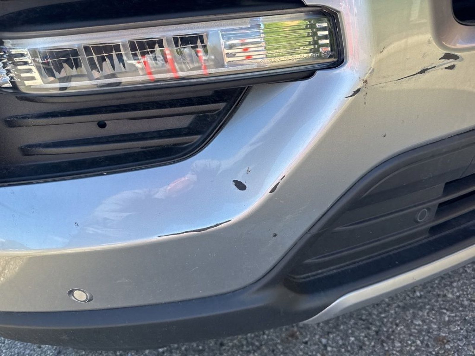 Used 2024 Ford Explorer XLT w/ Equipment Group 202A image 17