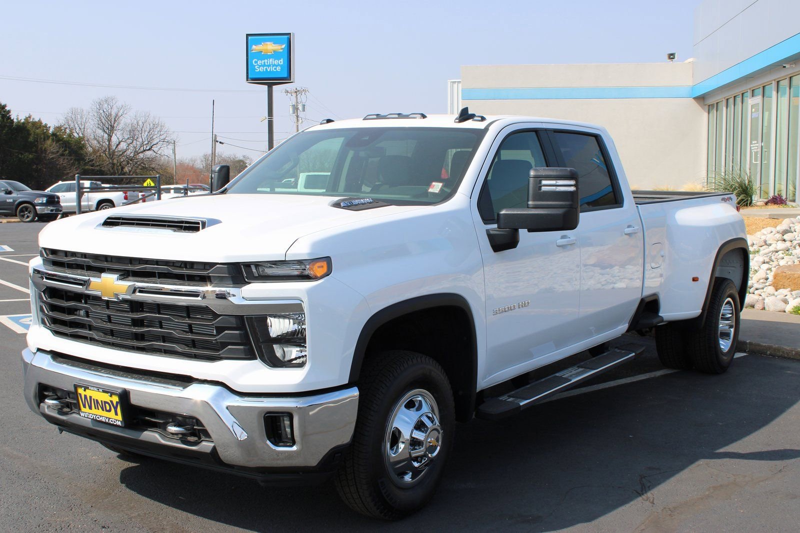 New 2026 Chevrolet Silverado 3500 LT image 4