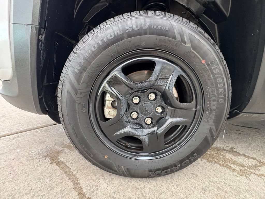 Used 2021 Jeep Renegade Sport AWD/4WD image 31