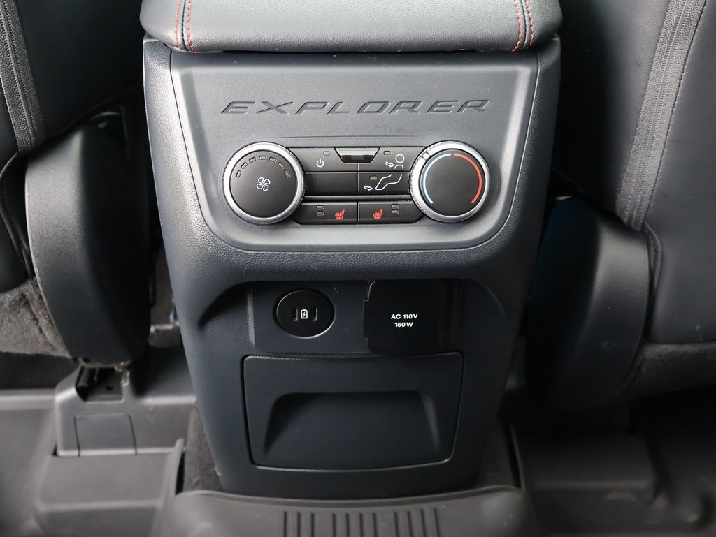 Used 2025 Ford Explorer ST image 30