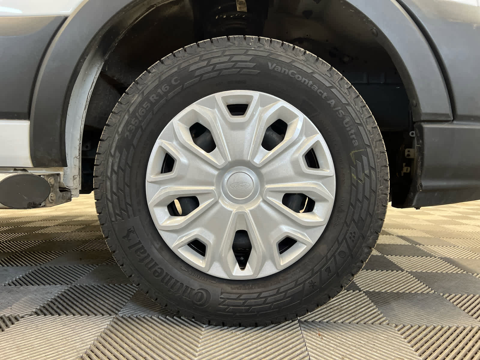 Used 2022 Ford Transit 250 Low Roof w/ Exterior Upgrade Package image 44