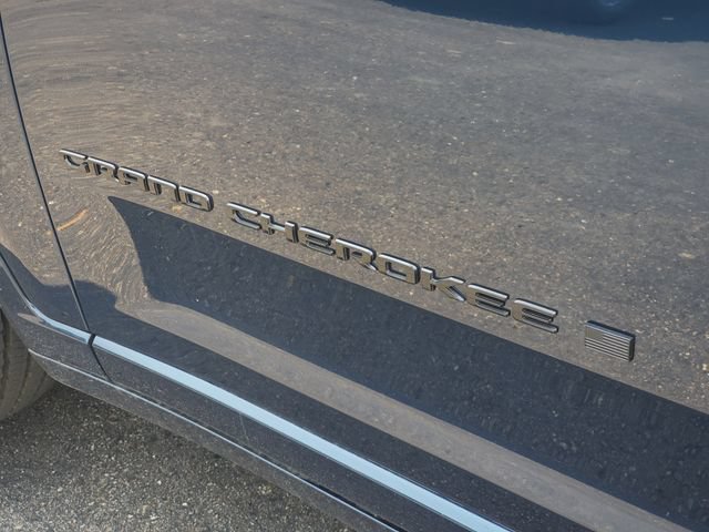 New 2026 Jeep Grand Cherokee Limited AWD/4WD image 17