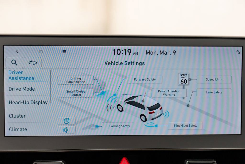 Used 2024 Hyundai Ioniq 5 Limited image 19