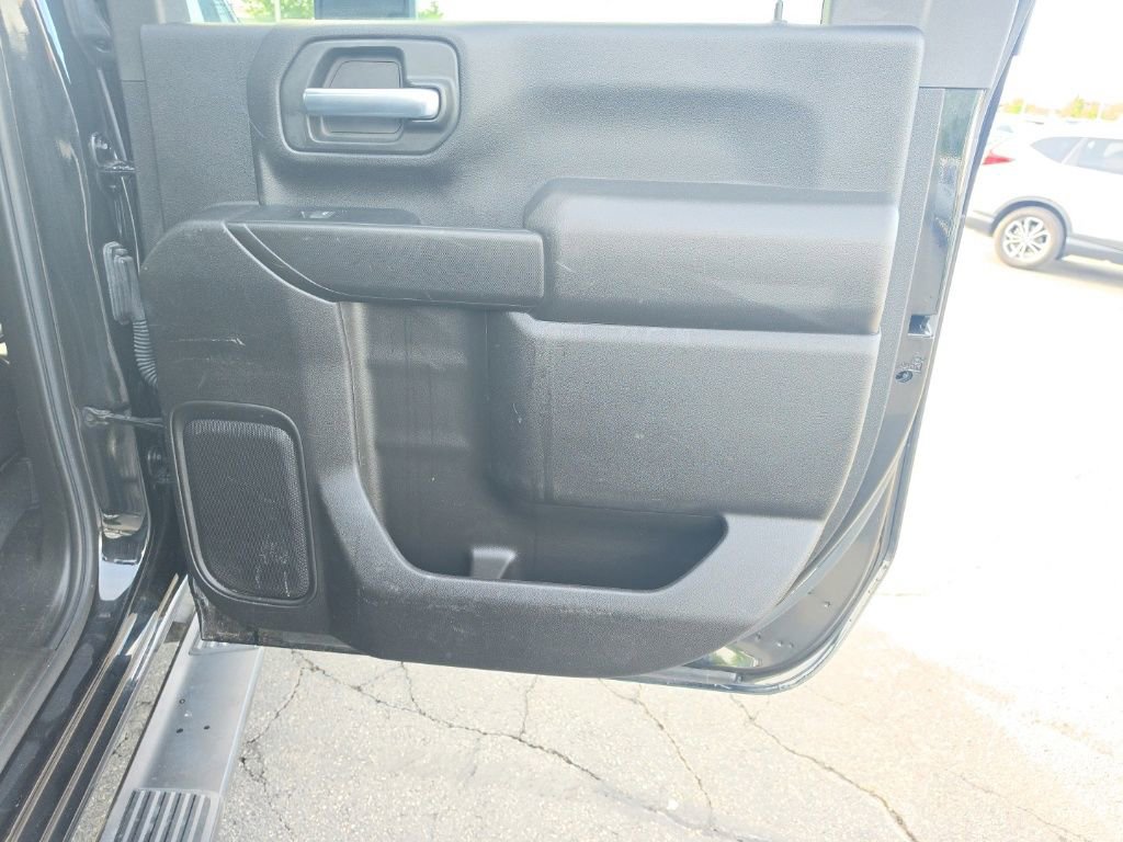 Used 2022 Chevrolet Silverado 2500 Custom w/ Infotainment Package AWD/4WD image 28
