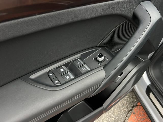 Used 2019 Audi Q5 Prestige w/ Prestige Package image 13