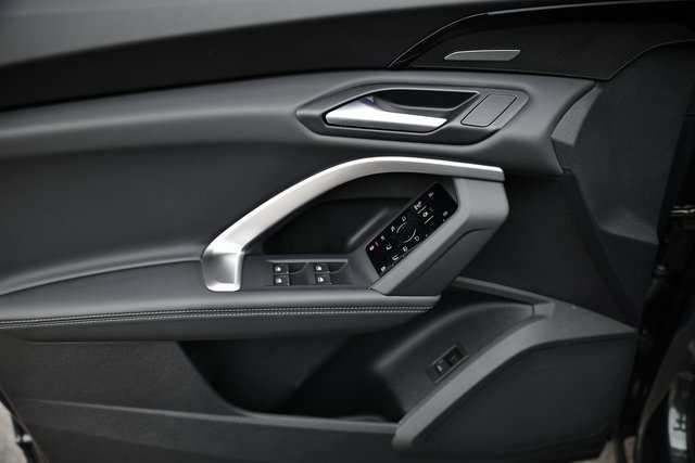 New 2025 Audi Q5 Premium Plus image 14