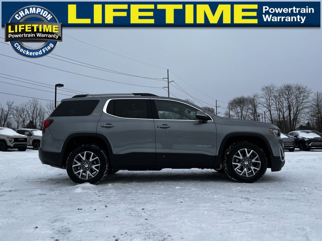 Certified 2023 GMC Acadia SLT w/ Trailering Package image 8