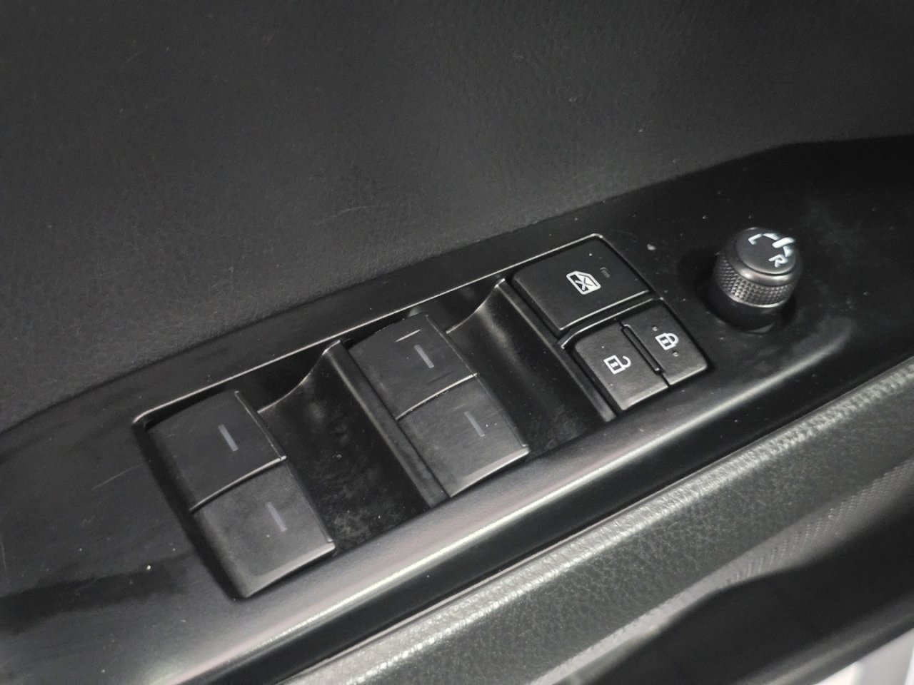 Certified 2025 Toyota Camry LE FWD image 24