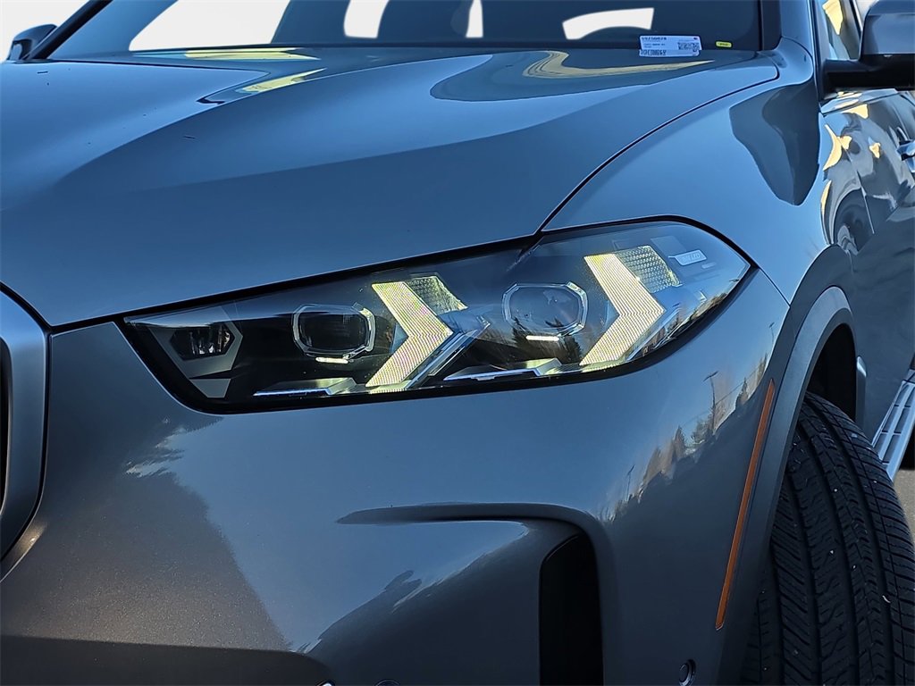 Used 2025 BMW X5 xDrive40i w/ Climate Comfort Package image 36