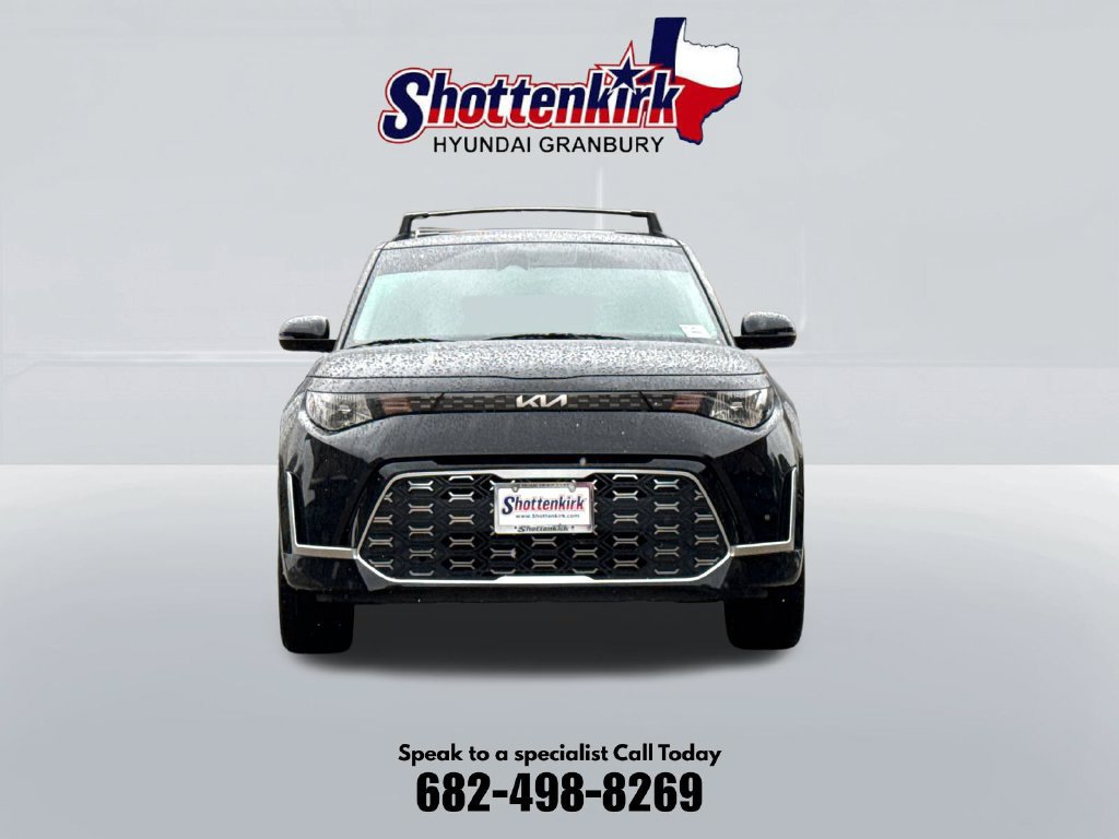 Used 2025 Kia Soul GT-Line FWD image 2