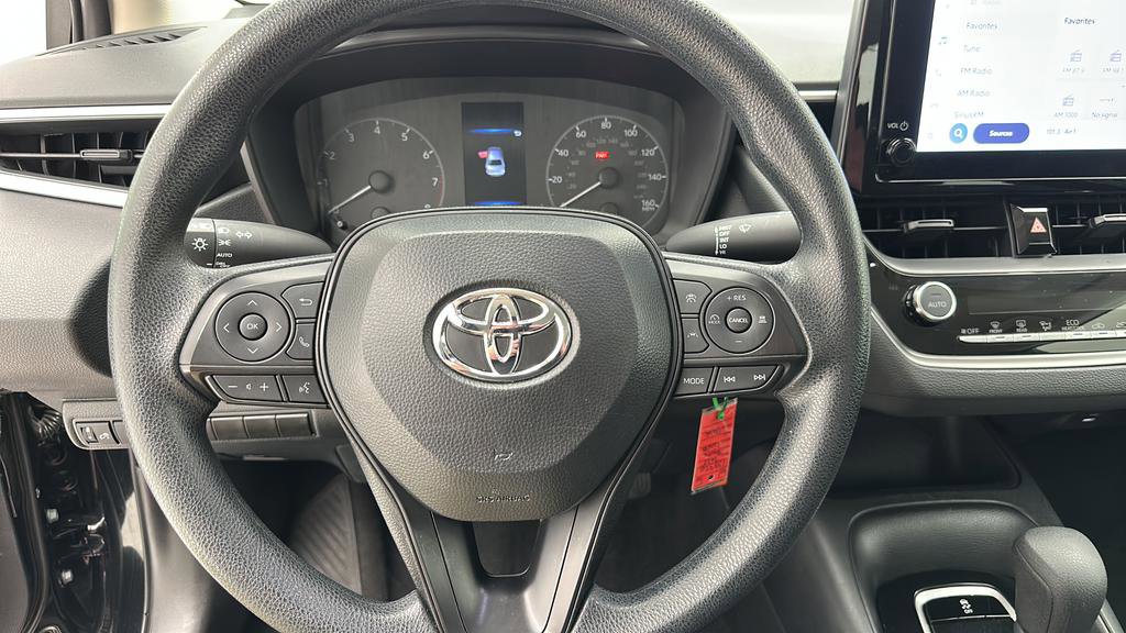 Used 2025 Toyota Corolla LE FWD image 15