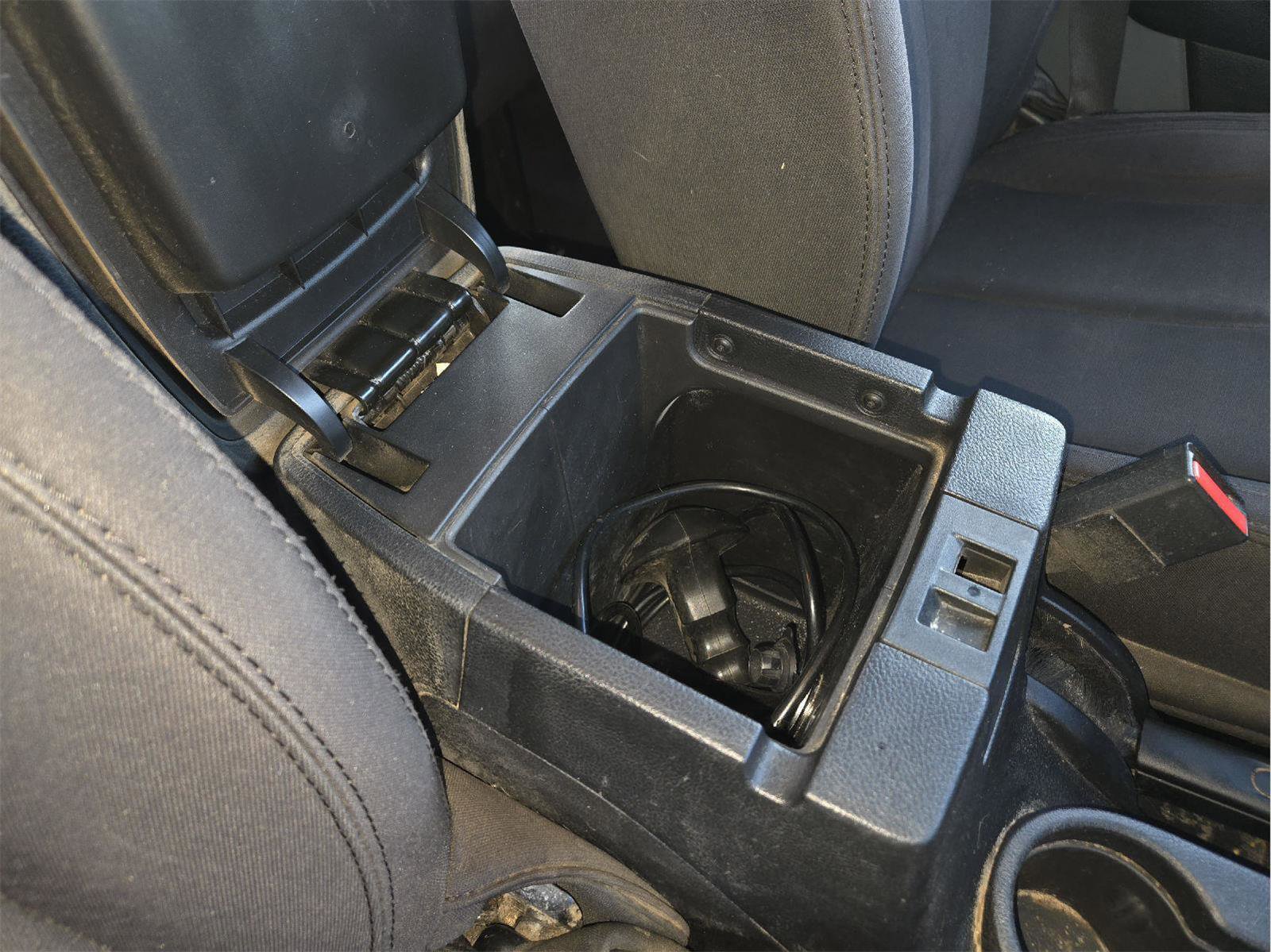 Used 2014 Jeep Wrangler Unlimited Sport w/ Connectivity Group image 18