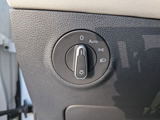 New 2026 Volkswagen Taos SE AWD/4WD image 22