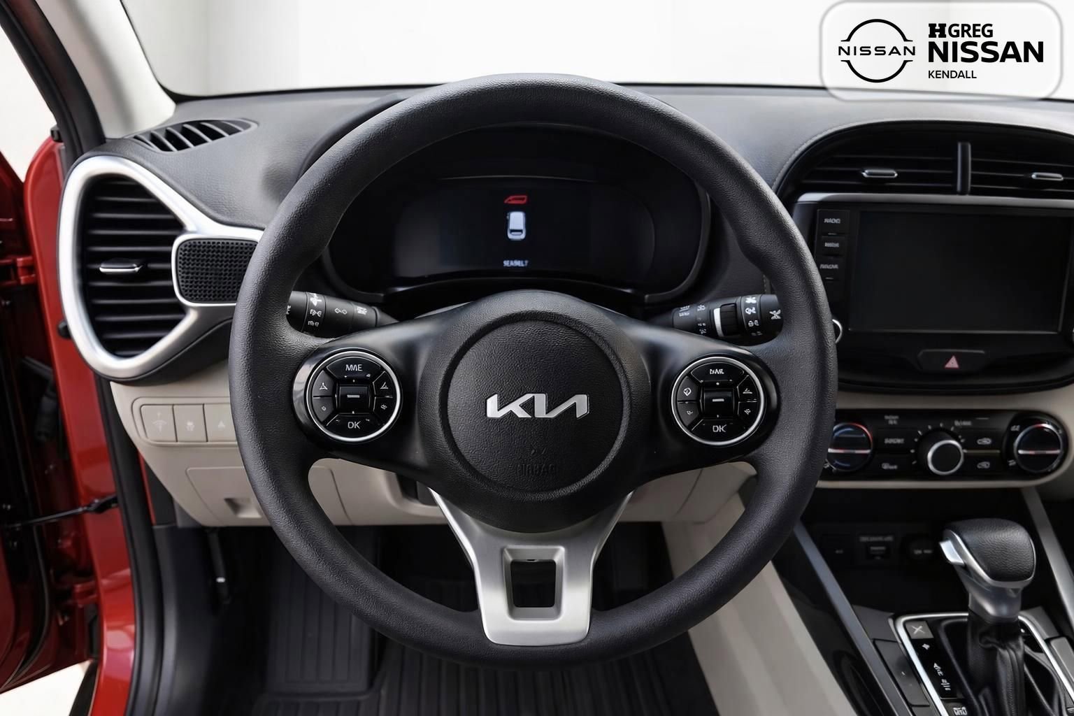 Used 2023 Kia Soul LX FWD image 7