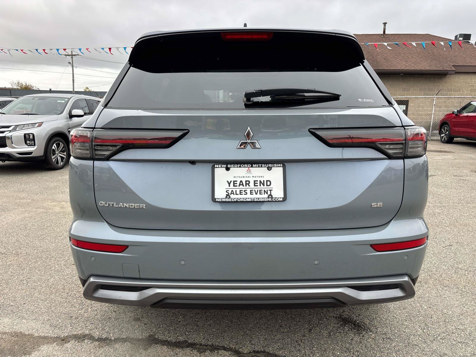 New 2026 Mitsubishi Outlander SE AWD/4WD image 3