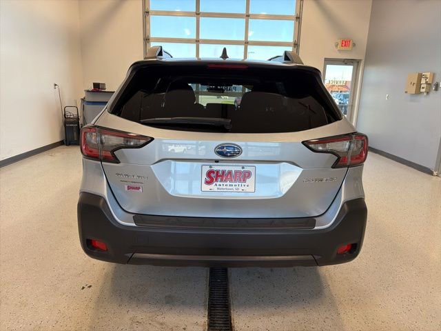 Used 2023 Subaru Outback Premium AWD/4WD image 7