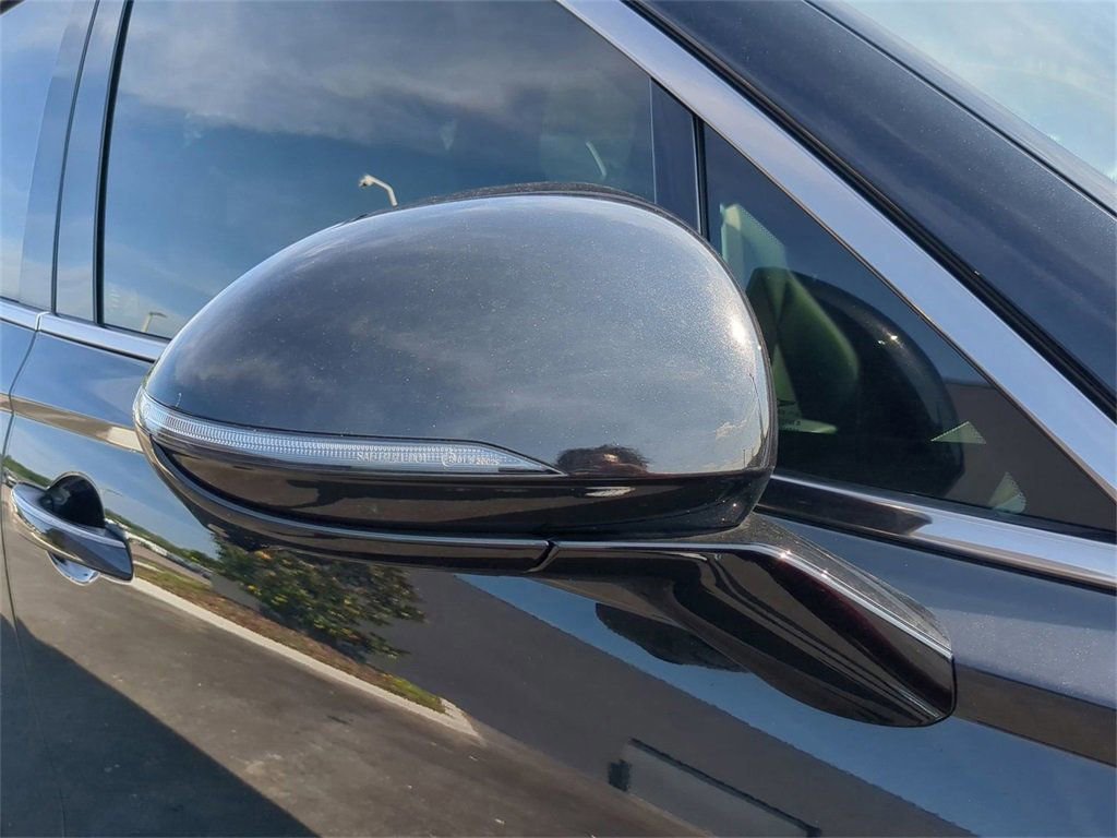 Used 2025 Genesis GV70 2.5T Sport Prestige w/ Sport Prestige Package image 30